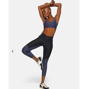 NWT Outdoor Voices Double Time Bra - SMALL - navy - SMALL